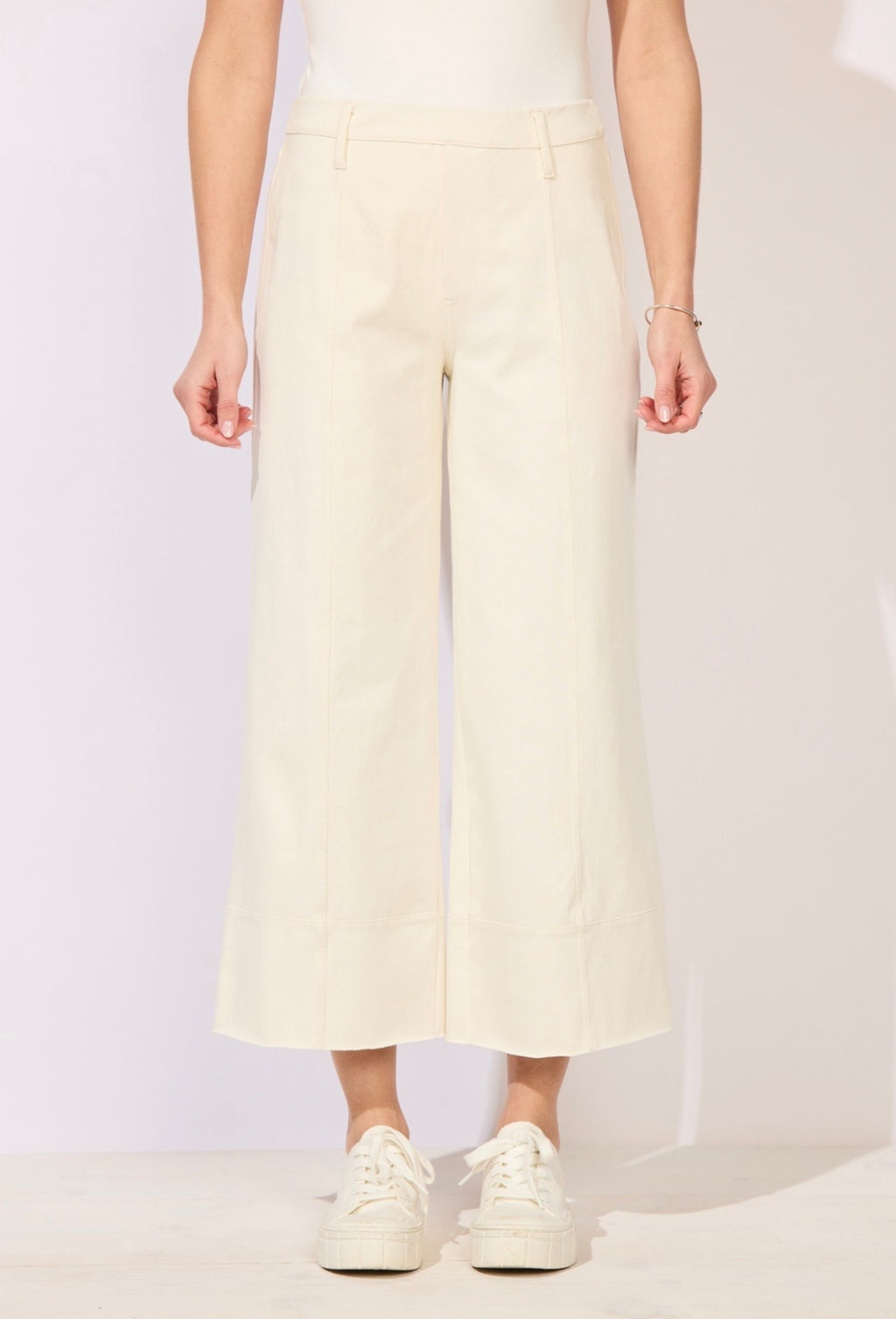 Escape Pearl Pull On Pant