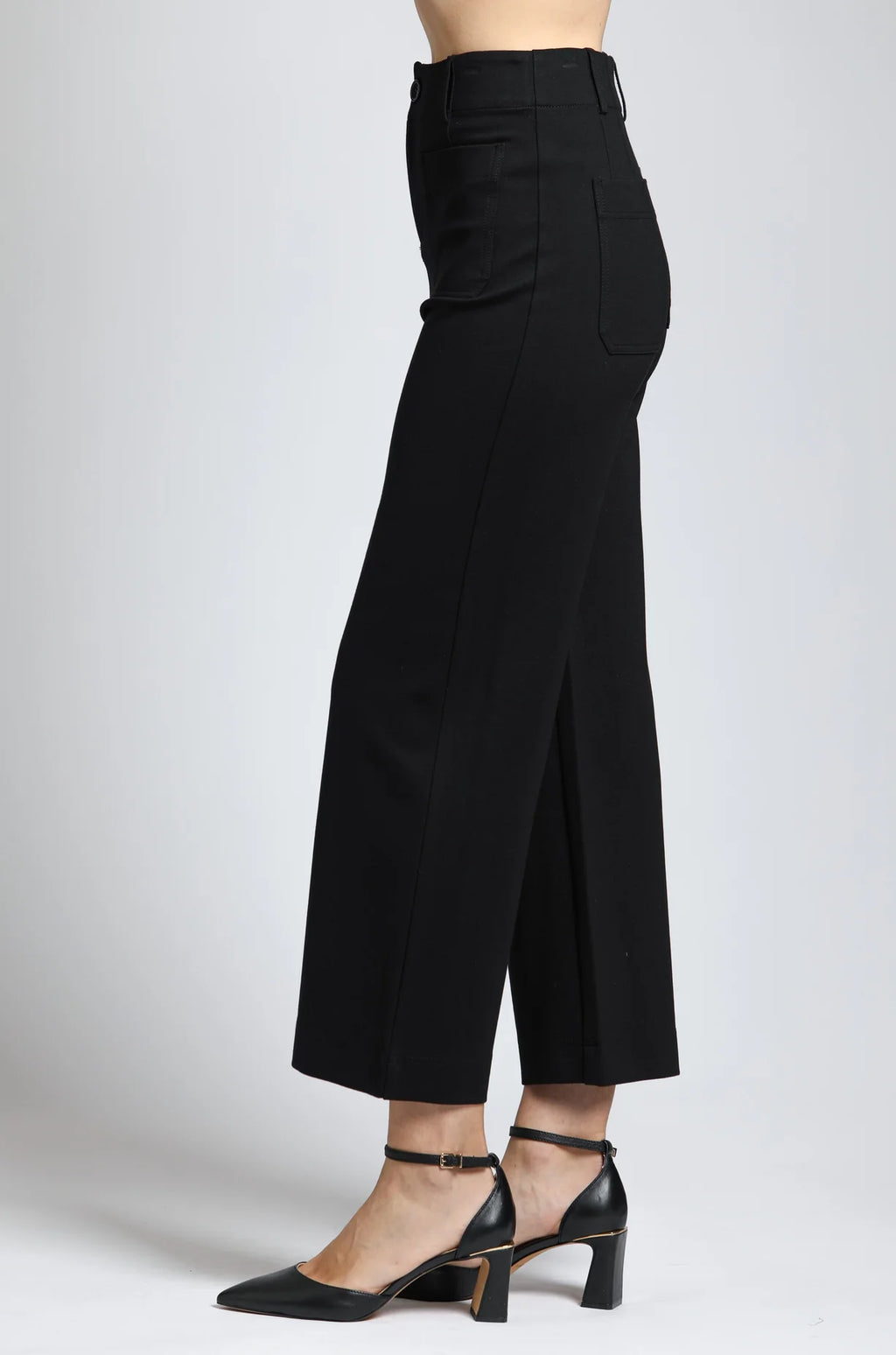 APNY Ponte Cropped Wide Leg Pant With Patch Pockets in Black