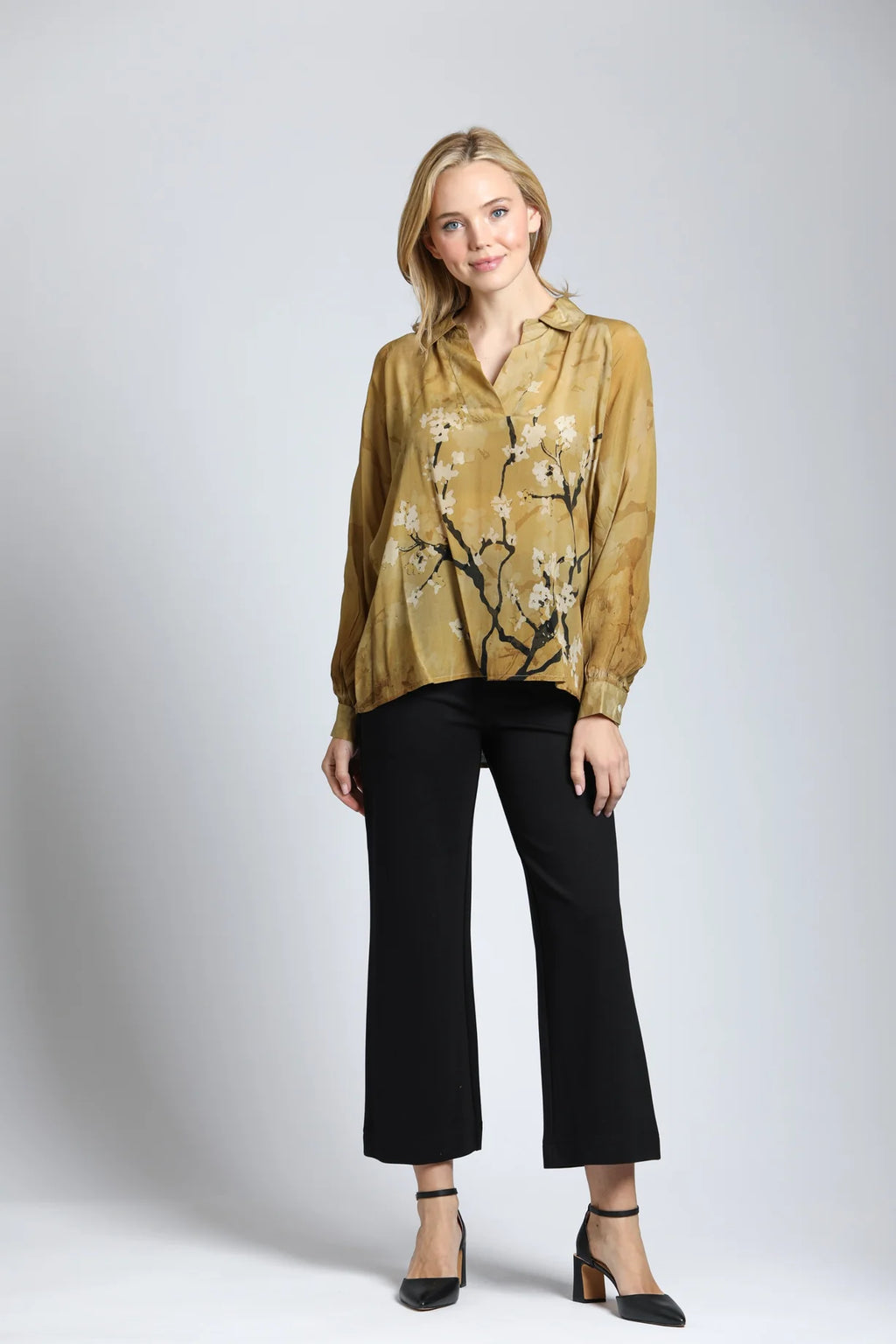 APNY Ponte Cropped Wide Leg Pant With Patch Pockets in Black