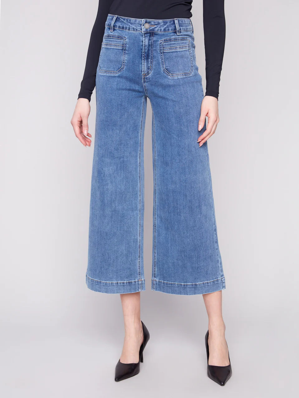 Charlie B Patch Pocket Flare Jean in Light Wash