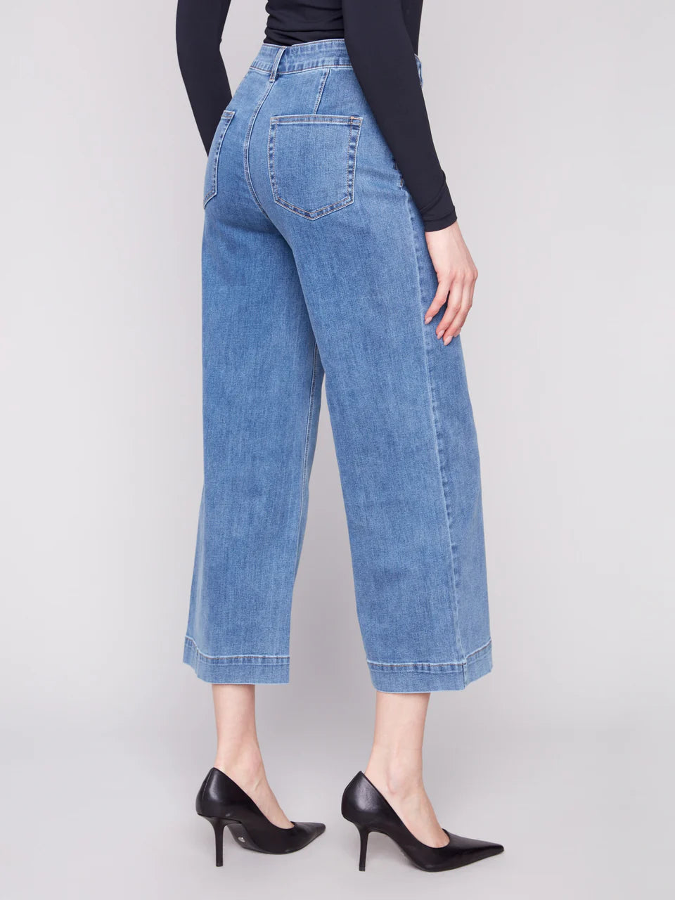 Charlie B Patch Pocket Flare Jean in Light Wash